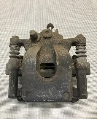 Nissan Navara D23 Rear brake caliper