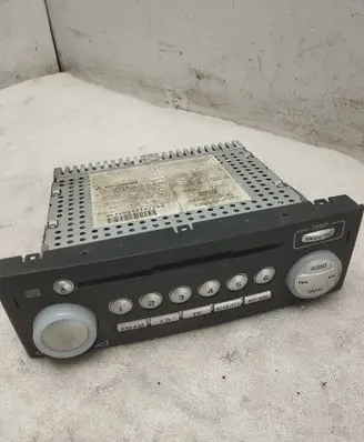 Mitsubishi Colt Radio/CD/DVD/GPS head unit 621616V089