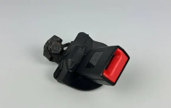 Audi A5 8T 8F Rear seatbelt buckle 8T0857739B 11022008 8T0857797