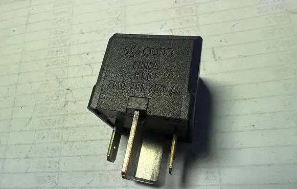 Volkswagen Scirocco Other relay 7M0951253A