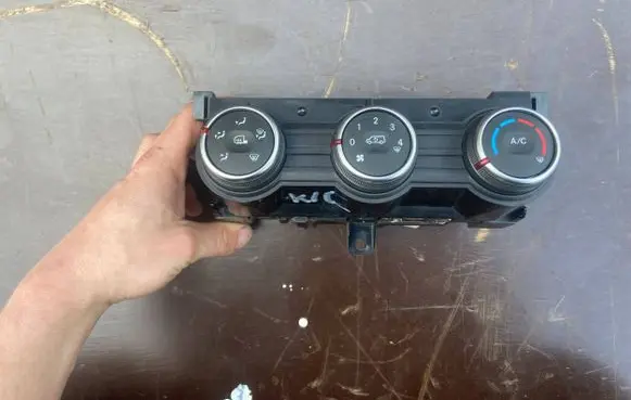 Mercedes-Benz Citan II Climate control unit A4209008301