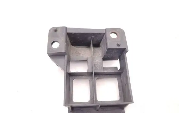 Mercedes-Benz Sprinter W906 Front bumper mounting bracket A9068850263