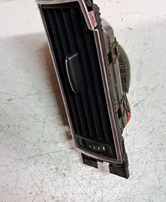 Audi A6 S6 C6 4F Dashboard side air vent grill/cover trim 4F1820902D