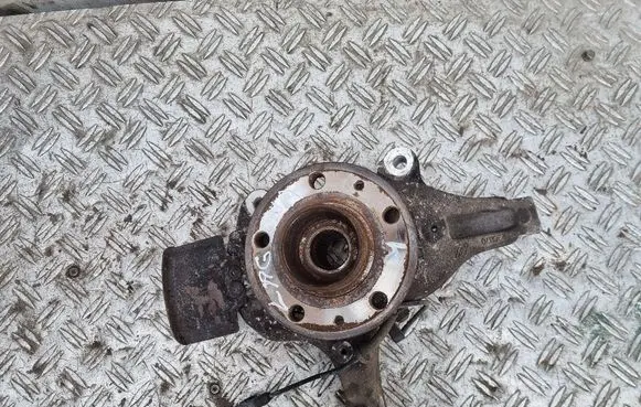 Renault Laguna III Front wheel hub 400150006R 402000003R 236870