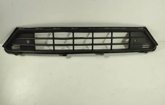 Volvo XC40 Front bumper lower grill 32136098