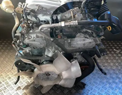 Nissan Pathfinder R50 Engine VQ35