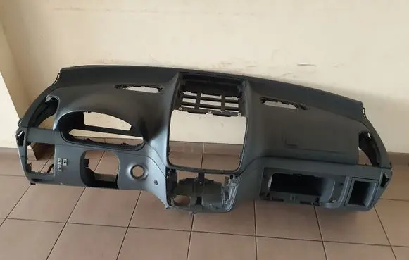 Mercedes-Benz Vito Viano W639 Dashboard NCV2P0081305LL
