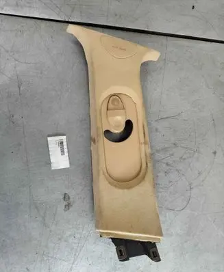 Maserati Quattroporte (B) pillar trim (top) 67200800