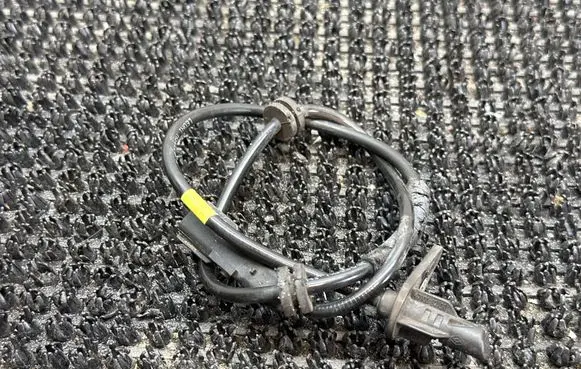 Renault Clio IV ABS rear brake sensor 479006210R