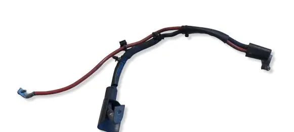 Volkswagen Polo VI Positive cable (battery) 