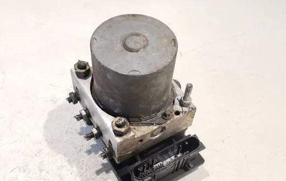 Ford Mondeo Mk III ABS Pump 5S712M110AB 0265231853