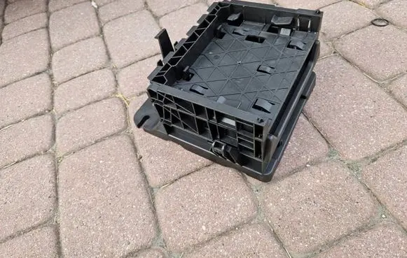 Opel Insignia B Other engine bay part 39108696