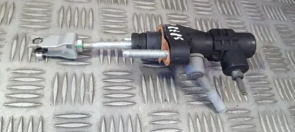 Toyota Corolla Verso AR10 Clutch master cylinder 1050810
