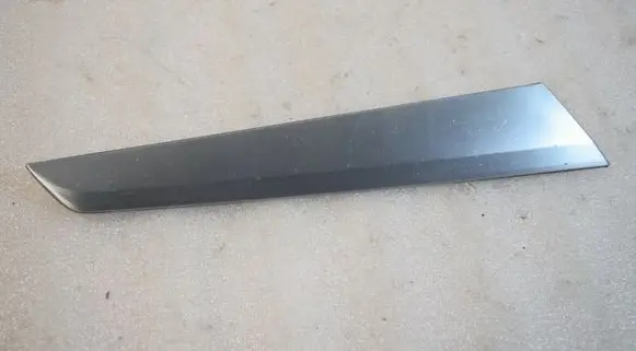 Mercedes-Benz C W204 Front door trim bar 2047200322