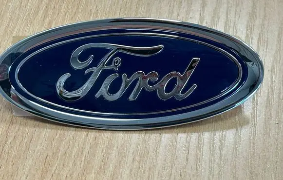 Ford Focus Manufacturers badge/model letters C1BB8B262BA 5351110