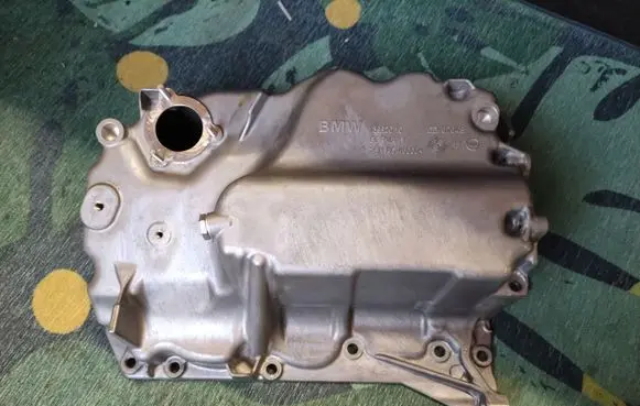 BMW 2 Active Tourer U06 Oil sump 8595448