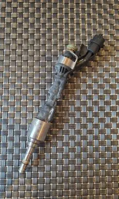 Jaguar XF Fuel injector FX239F593AC