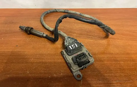 Mercedes-Benz E W213 Lambda probe sensor A0009057803 5WK97382