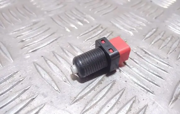 Peugeot 406 Brake pedal sensor switch