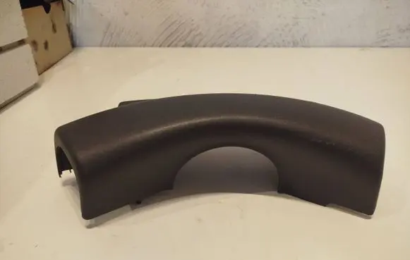 Renault Kangoo II Steering wheel column trim 8200454897 484717220R