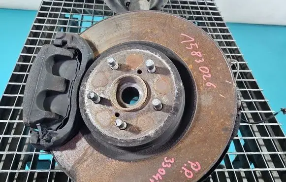 Subaru Forester SJ Front wheel hub spindle knuckle IMPRK1583026