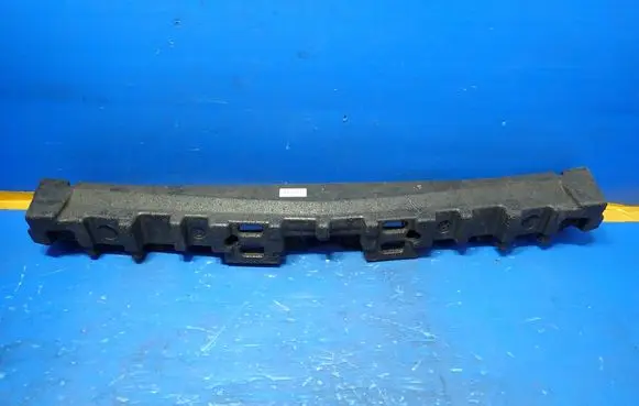 Front bumper foam support bar