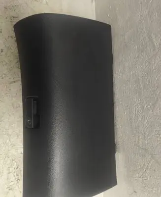 Toyota Avensis T250 Glove box 5555005070 33126M