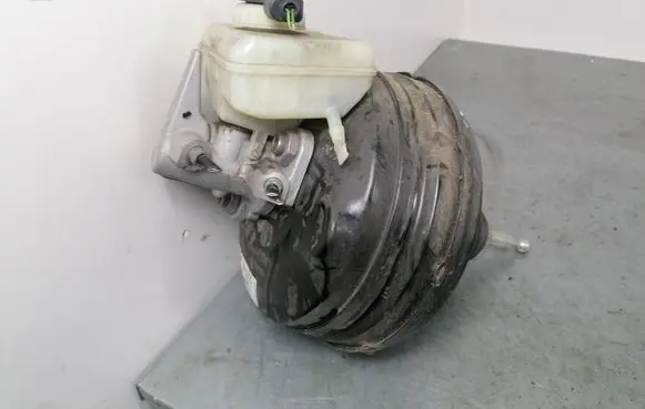 Master brake cylinder