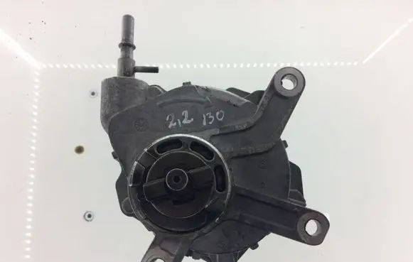 Toyota Corolla Verso E121 Vacuum pump