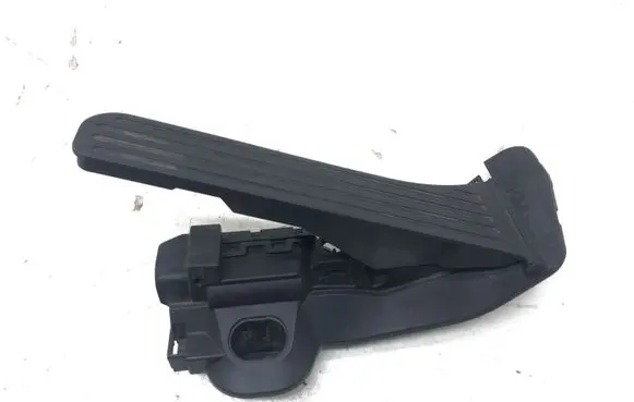 Volkswagen PASSAT B6 Accelerator throttle pedal 1K2721503M 6PV00874500