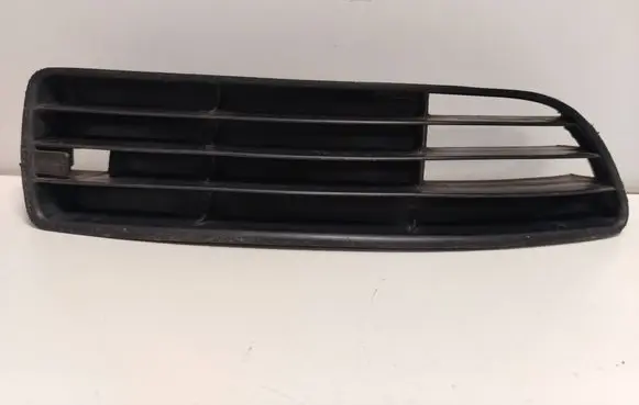 Audi A4 S4 B6 8E 8H Front bumper lower grill 8D0807346G