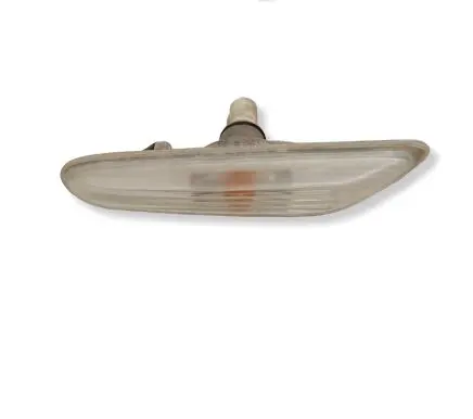 BMW 5 E60 E61 Front fender indicator light 71657421