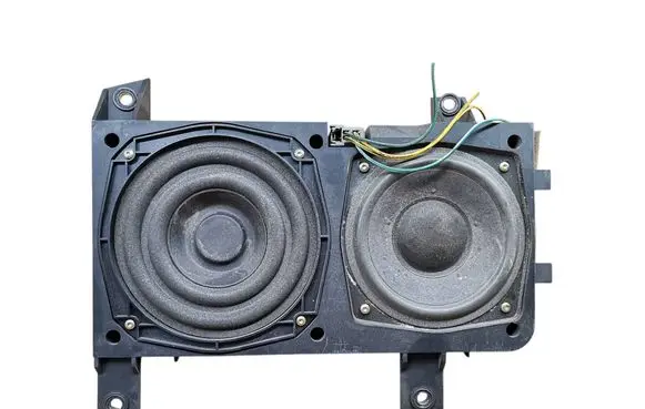 Volvo S40, V40 Subwoofer speaker 30858461 0020200539 902275479821