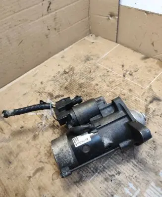 Mazda 5 Starter motor M002T88671