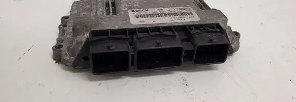 Renault Trafic II (X83) Engine control unit/module 8200325719 1039S03755 8200051608