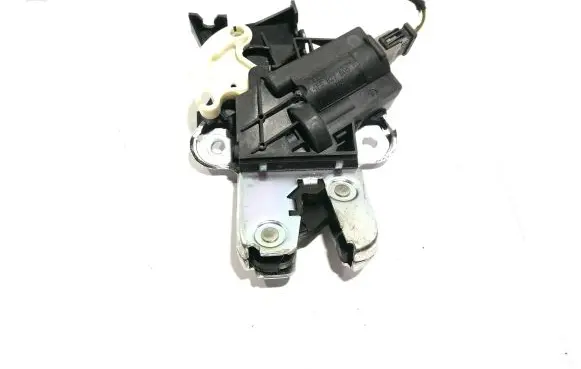 Audi A8 S8 D3 4E Tailgate/trunk/boot lock/catch/latch 4F5827505D