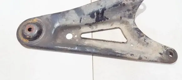 Opel Vectra C Engine mounting bracket 04456205rh