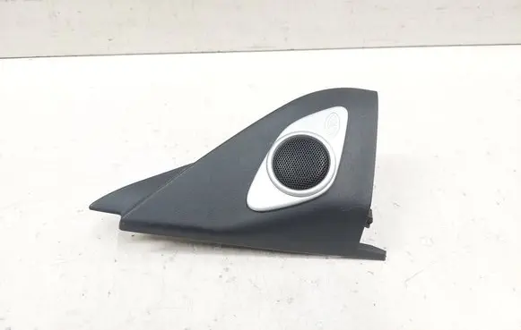 Front door high frequency speaker