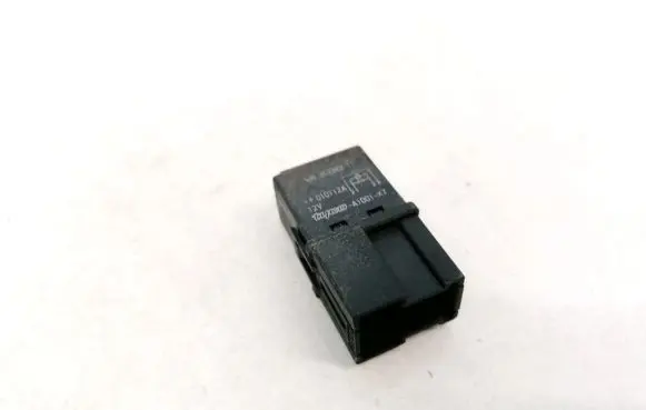 Volvo S40, V40 Other relay MB9533821L V23074