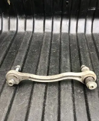 Rear upper control arm/wishbone