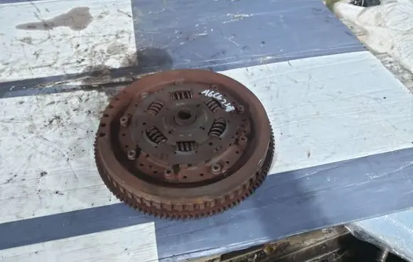 Audi A6 S6 C6 4F Flywheel 06C141065C
