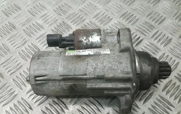 Volkswagen PASSAT CC Starter motor 02M911024P TS18ER123