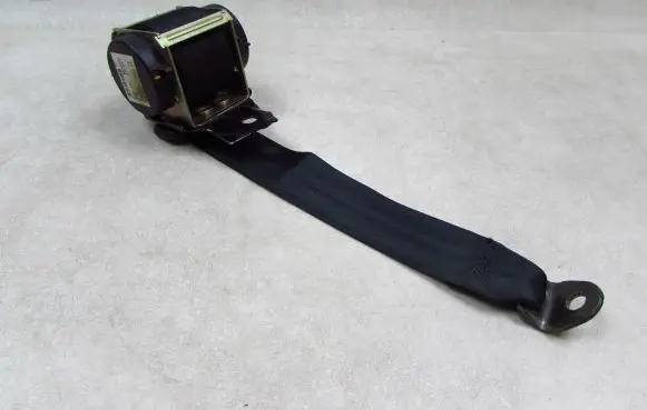 Mazda 3 I Rear seatbelt 602499600 ID55398