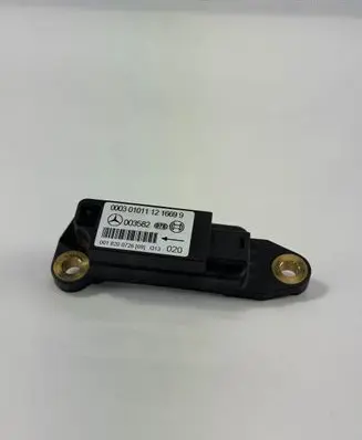 Mercedes-Benz SLK R170 Airbag deployment crash/impact sensor 0018200726 0003010111216699 003582