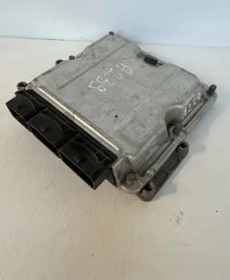 Renault Trafic II (X83) Engine control unit/module 8200119842 0281010633
