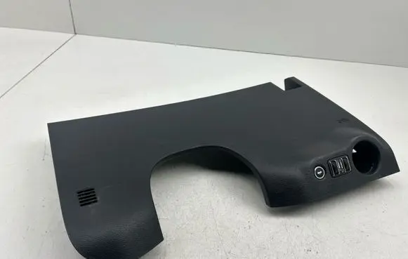 Dashboard lower bottom trim panel