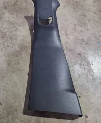 Peugeot 308 (A) pillar trim 9832129580