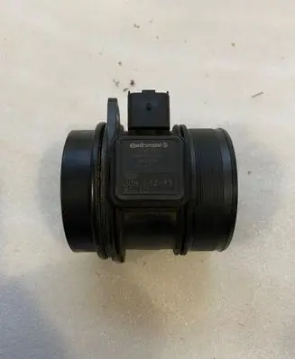 Peugeot 407 Mass air flow meter 00914243