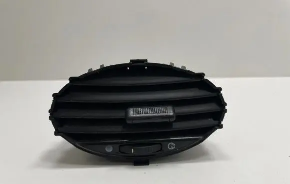 Ford Focus Dash center air vent grill 6N41A014E21CA 4M51A014L21BC 4M51A014L21AD