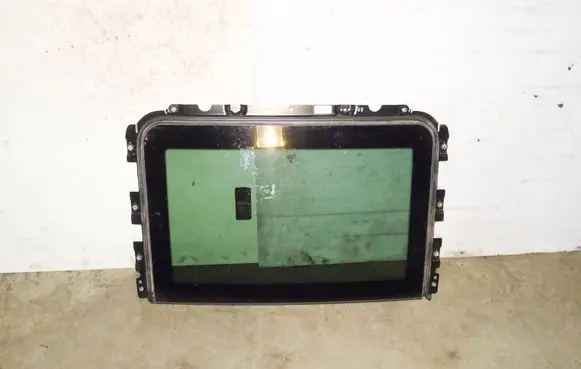 BMW 5 GT F07 Sunroof glass 7237596